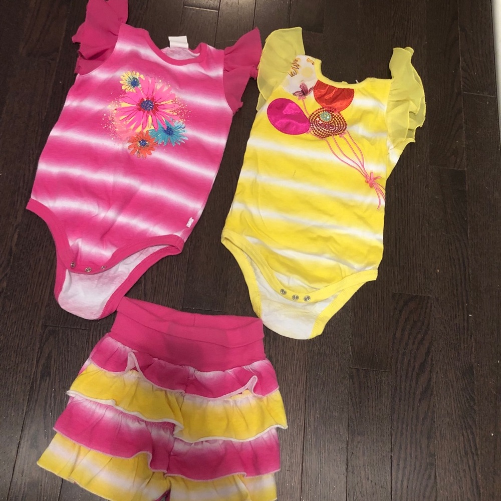 Matching shirts and onesies